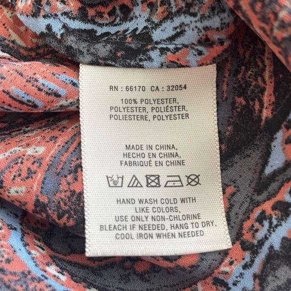 Anthropologie Meadow Rue • Multicolor Long Sleeve Blouse with TieString in Front - Picture 12 of 13